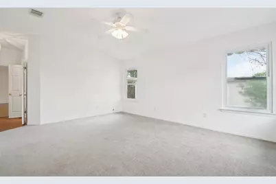 1300 Leah Lane, Round Rock, TX 78665 - Photo 32