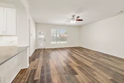 2307 Hayfield Square, Pflugerville, TX 78660 - Photo 4