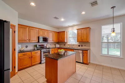 106 Justin Leonard Drive, Round Rock, TX 78664 - Photo 8