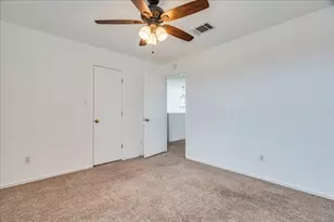 18436 Wind Tree Ln, Elgin, TX 78621 - Photo 22