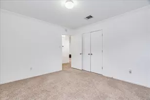 18436 Wind Tree Ln, Elgin, TX 78621 - Photo 12