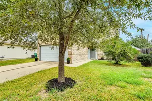 18436 Wind Tree Ln, Elgin, TX 78621 - Photo 34
