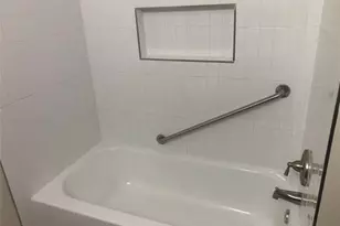 5330 Balcones Dr, Austin, TX 78731 - Photo 20