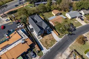 6620 Isabelle Dr, Austin, TX 78752 - Photo 34