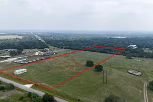 6015 Seawillow Rd, Lockhart, TX 78644 - Photo 1