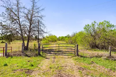 8530 Fm 153, La Grange, TX 78945 - Photo 34