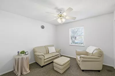 403 W Anderson Avenue, Round Rock, TX 78664 - Photo 16