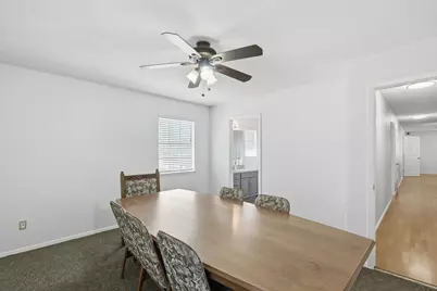 403 W Anderson Avenue, Round Rock, TX 78664 - Photo 14