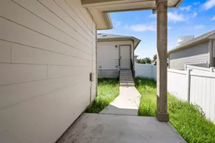 711 Katmai Cir, Pflugerville, TX 78660 - Photo 30