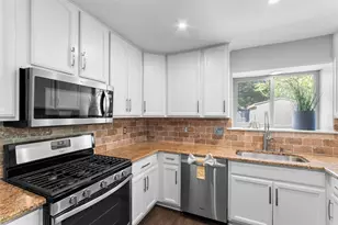 11210 Henge Dr, Austin, TX 78759 - Photo 12