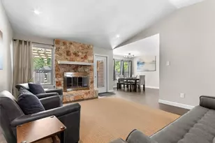 11210 Henge Dr, Austin, TX 78759 - Photo 10