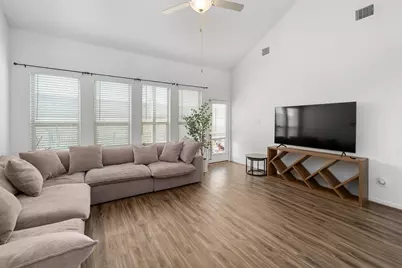 718 Hereford Loop, Hutto, TX 78634 - Photo 10