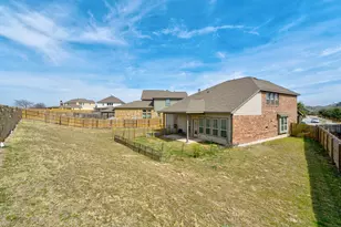 718 Hereford Loop, Hutto, TX 78634 - Photo 28