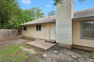 13187 Mill Stone Dr, Austin, TX 78729 - Photo 26