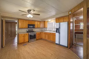 9054 FM713, Dale, TX 78616 - Photo 16