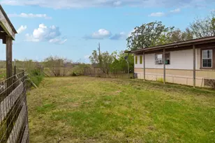 9054 FM713, Dale, TX 78616 - Photo 28