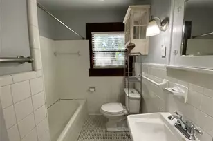 2830 San Gabriel St, Austin, TX 78705 - Photo 16