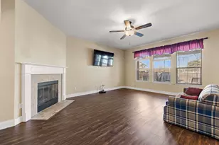 2950 E Old Settlers Blvd, Round Rock, TX 78665 - Photo 10