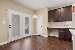 2950 E Old Settlers Blvd, Round Rock, TX 78665 - Photo 6