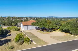 1311 Clayton Nolen Dr, Horseshoe Bay, TX 78657 - Photo 38