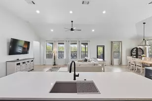 195 Blushing Dr, Cedar Creek, TX 78612 - Photo 18