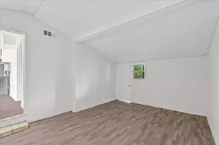 103 W Beaumont, Thrall, TX 76578 - Photo 10