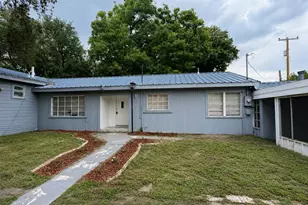 103 W Beaumont, Thrall, TX 76578 - Photo 1