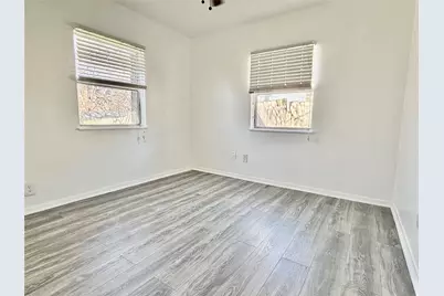 2906 E 12th Street, Austin, TX 78702 - Photo 8
