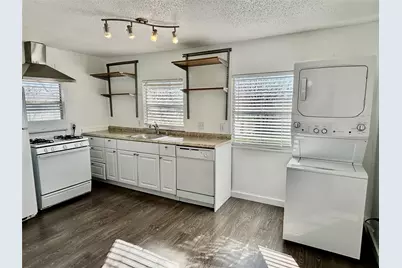 2906 E 12th Street, Austin, TX 78702 - Photo 4