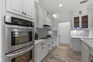 10503 La Costa Dr, Austin, TX 78747 - Photo 8