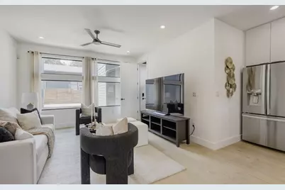 3300B E Martin Luther King Jr Blvd #B, Austin, TX 78721 - Photo 6