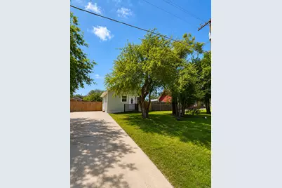 395 Willow Avenue, Luling, TX 78648 - Photo 4