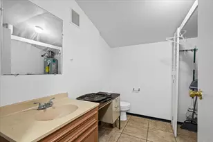 1207 NE Loop 230, Smithville, TX 78957 - Photo 28