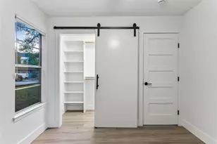 122 Havana St, Austin, TX 78704 - Photo 20