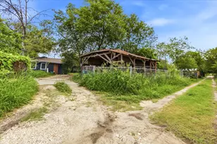 1920 Leal St, San Antonio, TX 78207 - Photo 12