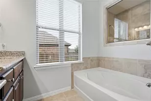 3928 Cole Valley Ln, Round Rock, TX 78681 - Photo 14