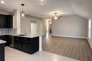18512 Rio Chama Ln, Austin, TX 78738 - Photo 10