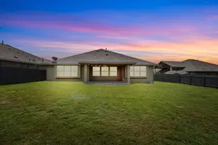 140 W Highfield St, Hutto, TX 78634 - Photo 30