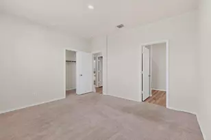 429 Stone Water Ln, Jarrell, TX 76588 - Photo 26