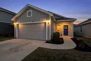 429 Stone Water Ln, Jarrell, TX 76588 - Photo 1