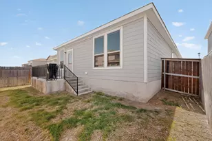 429 Stone Water Ln, Jarrell, TX 76588 - Photo 36