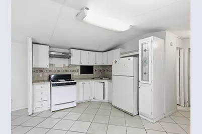 139 Stony Mont Drive, Del Valle, TX 78617 - Photo 14