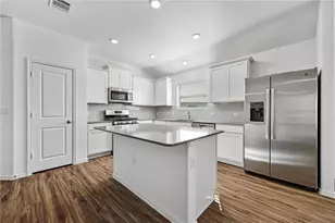 10725 Steinbeck Dr, Austin, TX 78747 - Photo 10