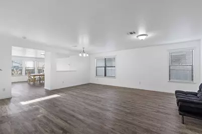 5608 Sunday Silence Drive, Del Valle, TX 78617 - Photo 8