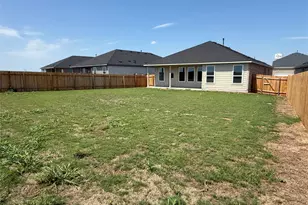 241 Seabreeze St, Kyle, TX 78640 - Photo 20