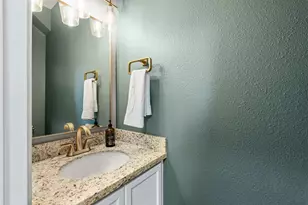 7009 Wandering Oak Rd, Austin, TX 78749 - Photo 24