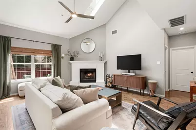 7009 Wandering Oak Road, Austin, TX 78749 - Photo 12