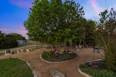 421 Rolling Hills Road, Blanco, TX 78606 - Photo 18