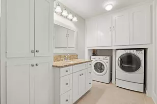 204 Morning Glory Dr, Fredericksburg, TX 78624 - Photo 12