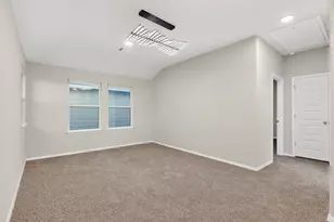 284 Delta Crst, Maxwell, TX 78656 - Photo 14